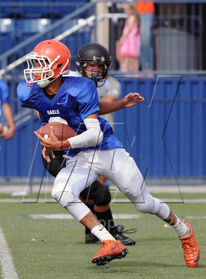Thumbnail 3 in FR: Servite @ Bishop Gorman photogallery.