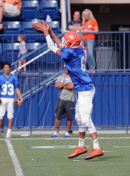 Thumbnail 3 in FR: Servite @ Bishop Gorman photogallery.