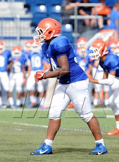 Thumbnail 3 in FR: Servite @ Bishop Gorman photogallery.