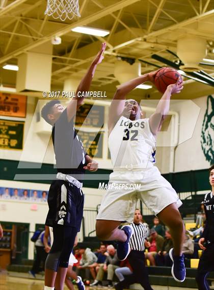 Thumbnail 3 in La Joya Community vs Mountain View (Horizon Holiday Hoops Tournament) photogallery.