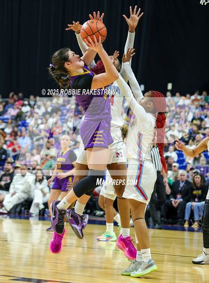 Thumbnail 3 in Liberty Hill vs. Monterey (UIL 5A Basketball Division II Final) photogallery.
