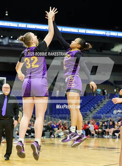 Thumbnail 1 in Liberty Hill vs. Monterey (UIL 5A Basketball Division II Final) photogallery.