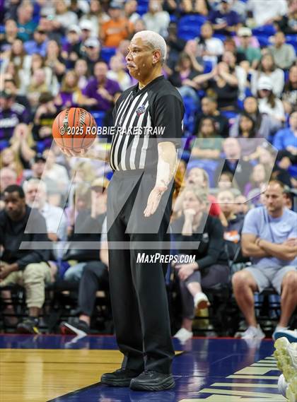 Thumbnail 1 in Liberty Hill vs. Monterey (UIL 5A Basketball Division II Final) photogallery.