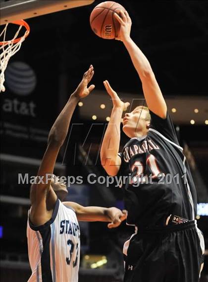 Thumbnail 2 in Chaparral vs. Fairfax (AIA State 5A-II Final) photogallery.