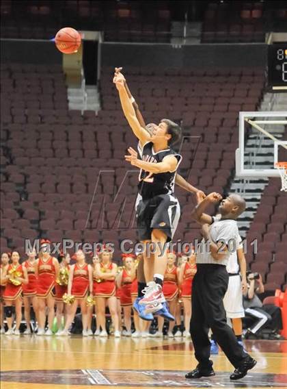 Thumbnail 2 in Chaparral vs. Fairfax (AIA State 5A-II Final) photogallery.