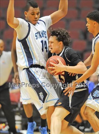 Thumbnail 2 in Chaparral vs. Fairfax (AIA State 5A-II Final) photogallery.