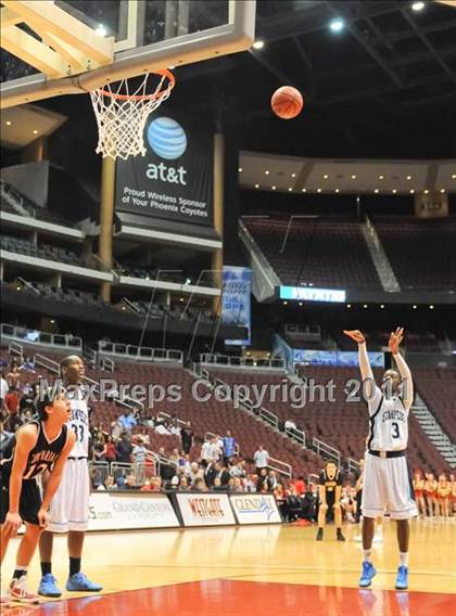 Thumbnail 3 in Chaparral vs. Fairfax (AIA State 5A-II Final) photogallery.
