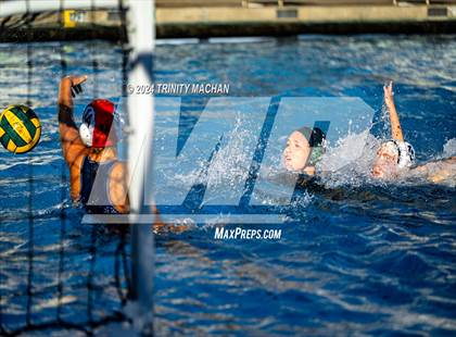 Thumbnail 3 in Menlo @ Palo Alto (Scrimmage) photogallery.