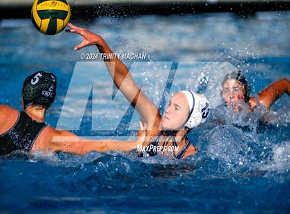Thumbnail 2 in Menlo @ Palo Alto (Scrimmage) photogallery.