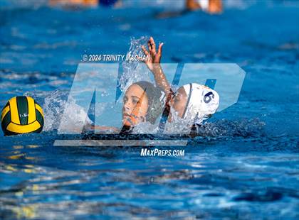 Thumbnail 3 in Menlo @ Palo Alto (Scrimmage) photogallery.