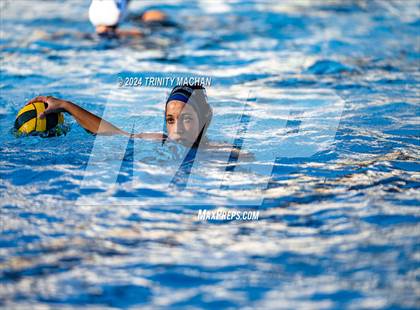 Thumbnail 2 in Menlo @ Palo Alto (Scrimmage) photogallery.