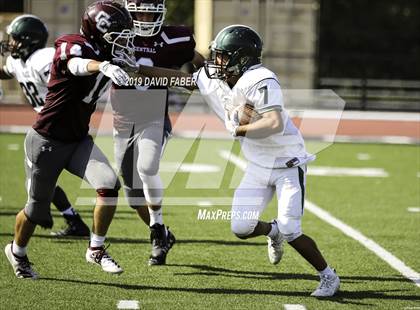 Thumbnail 1 in Wheeling Central Catholic vs. Western Reserve Academy photogallery.