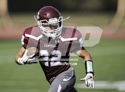 Thumbnail 1 in Wheeling Central Catholic vs. Western Reserve Academy photogallery.