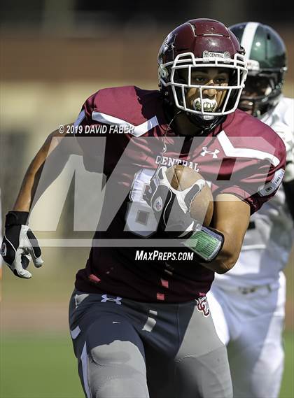 Thumbnail 2 in Wheeling Central Catholic vs. Western Reserve Academy photogallery.