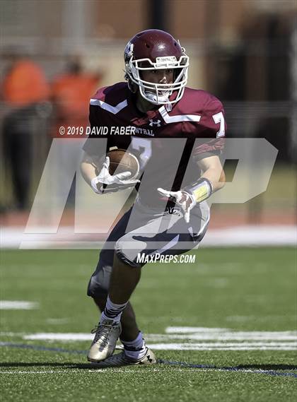 Thumbnail 3 in Wheeling Central Catholic vs. Western Reserve Academy photogallery.