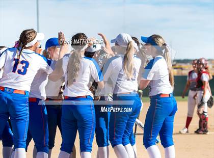Thumbnail 2 in Legend vs. Smoky Hill (CHSAA 5A Region 6 Playoff) photogallery.