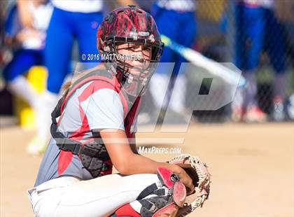 Thumbnail 1 in Legend vs. Smoky Hill (CHSAA 5A Region 6 Playoff) photogallery.