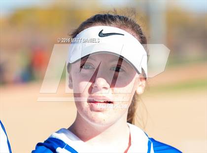 Thumbnail 3 in Legend vs. Smoky Hill (CHSAA 5A Region 6 Playoff) photogallery.