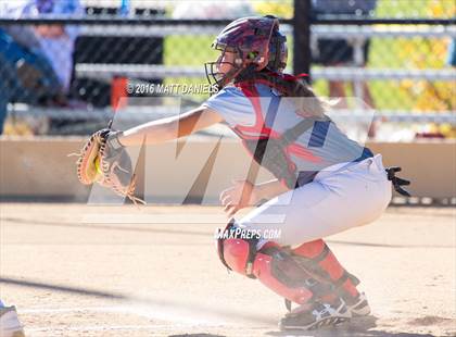 Thumbnail 1 in Legend vs. Smoky Hill (CHSAA 5A Region 6 Playoff) photogallery.