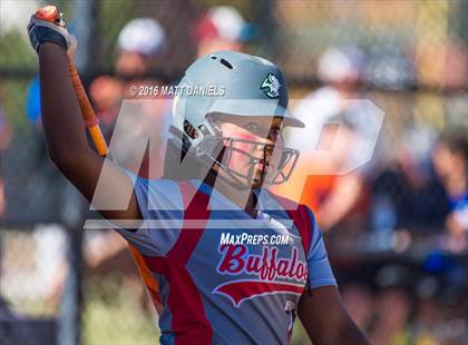 Thumbnail 1 in Legend vs. Smoky Hill (CHSAA 5A Region 6 Playoff) photogallery.