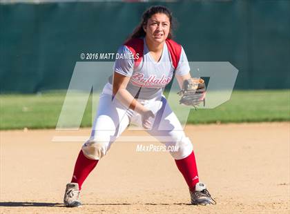 Thumbnail 1 in Legend vs. Smoky Hill (CHSAA 5A Region 6 Playoff) photogallery.