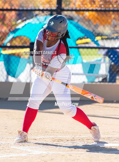 Thumbnail 1 in Legend vs. Smoky Hill (CHSAA 5A Region 6 Playoff) photogallery.