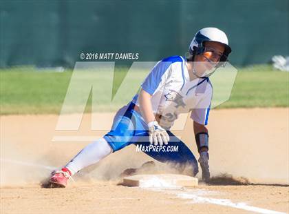 Thumbnail 3 in Legend vs. Smoky Hill (CHSAA 5A Region 6 Playoff) photogallery.