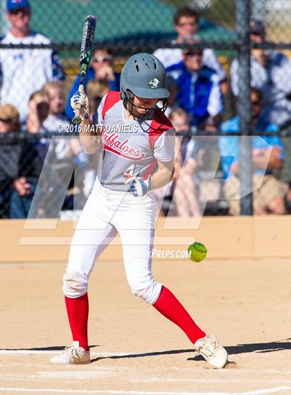 Thumbnail 1 in Legend vs. Smoky Hill (CHSAA 5A Region 6 Playoff) photogallery.