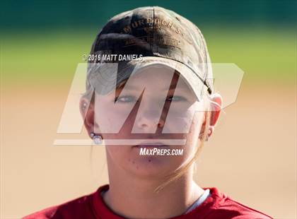 Thumbnail 3 in Legend vs. Smoky Hill (CHSAA 5A Region 6 Playoff) photogallery.