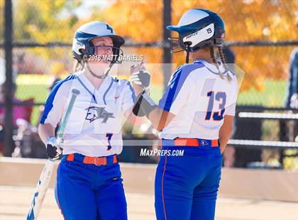 Thumbnail 2 in Legend vs. Smoky Hill (CHSAA 5A Region 6 Playoff) photogallery.