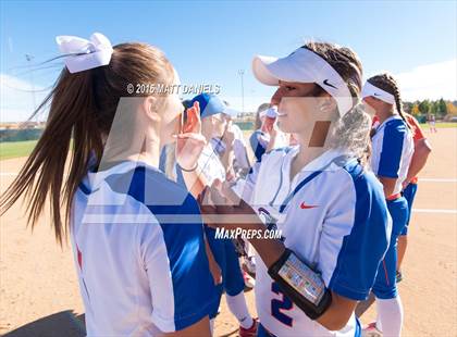 Thumbnail 1 in Legend vs. Smoky Hill (CHSAA 5A Region 6 Playoff) photogallery.