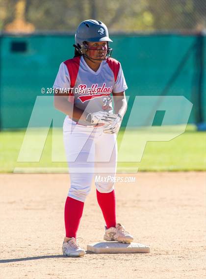 Thumbnail 3 in Legend vs. Smoky Hill (CHSAA 5A Region 6 Playoff) photogallery.