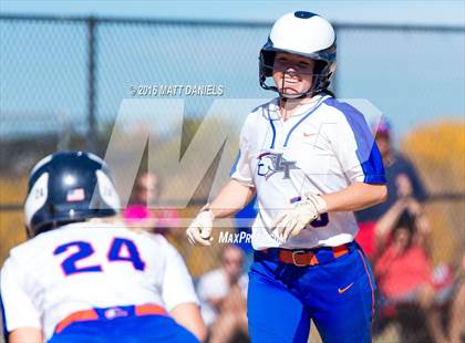 Thumbnail 1 in Legend vs. Smoky Hill (CHSAA 5A Region 6 Playoff) photogallery.