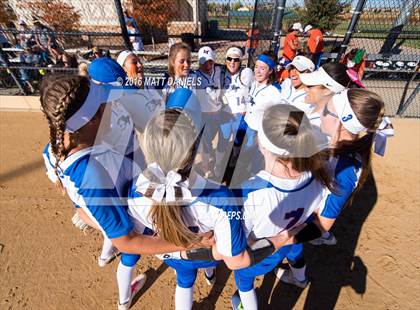 Thumbnail 2 in Legend vs. Smoky Hill (CHSAA 5A Region 6 Playoff) photogallery.