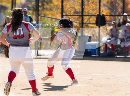 Thumbnail 2 in Legend vs. Smoky Hill (CHSAA 5A Region 6 Playoff) photogallery.