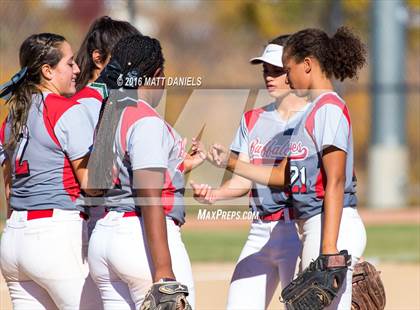 Thumbnail 1 in Legend vs. Smoky Hill (CHSAA 5A Region 6 Playoff) photogallery.