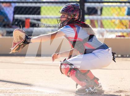 Thumbnail 3 in Legend vs. Smoky Hill (CHSAA 5A Region 6 Playoff) photogallery.