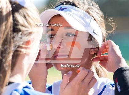 Thumbnail 3 in Legend vs. Smoky Hill (CHSAA 5A Region 6 Playoff) photogallery.
