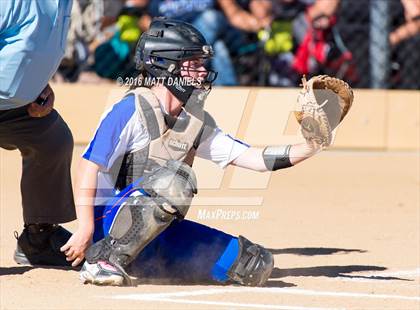 Thumbnail 2 in Legend vs. Smoky Hill (CHSAA 5A Region 6 Playoff) photogallery.
