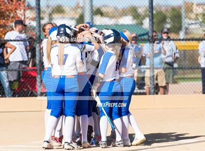 Thumbnail 1 in Legend vs. Smoky Hill (CHSAA 5A Region 6 Playoff) photogallery.