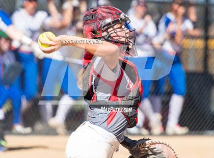 Thumbnail 2 in Legend vs. Smoky Hill (CHSAA 5A Region 6 Playoff) photogallery.