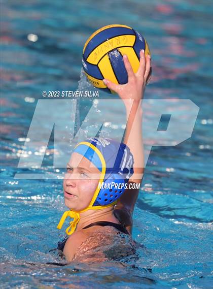 Thumbnail 2 in Grossmont vs. Patrick Henry (San Diego Open) photogallery.