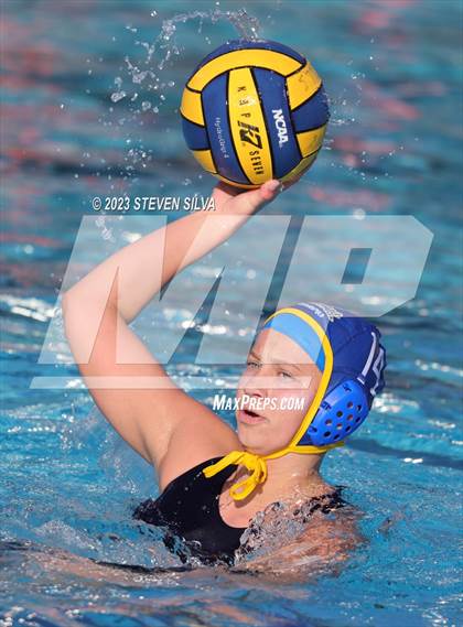 Thumbnail 3 in Grossmont vs. Patrick Henry (San Diego Open) photogallery.