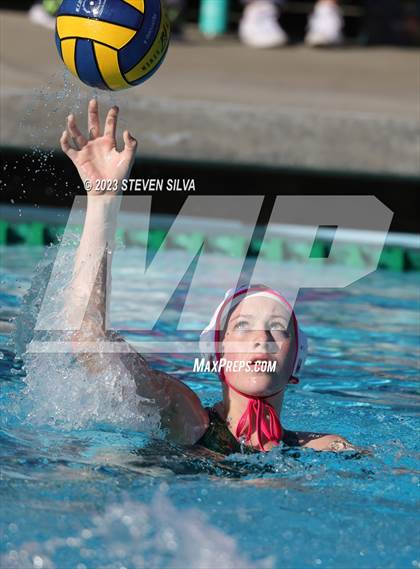 Thumbnail 3 in Grossmont vs. Patrick Henry (San Diego Open) photogallery.
