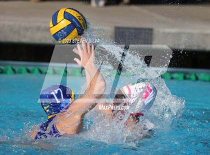 Thumbnail 2 in Grossmont vs. Patrick Henry (San Diego Open) photogallery.