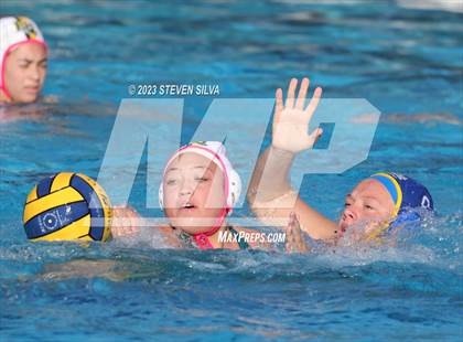 Thumbnail 1 in Grossmont vs. Patrick Henry (San Diego Open) photogallery.