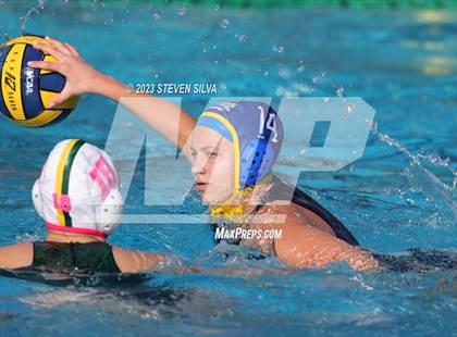 Thumbnail 2 in Grossmont vs. Patrick Henry (San Diego Open) photogallery.