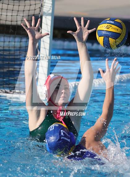 Thumbnail 3 in Grossmont vs. Patrick Henry (San Diego Open) photogallery.