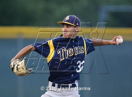Thumbnail 1 in McNeil @ Stony Point photogallery.