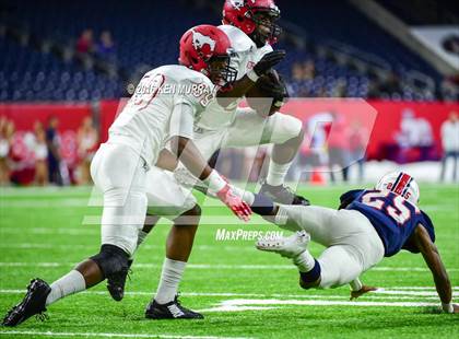 Thumbnail 2 in North Shore vs Atascocita (UIL 6A Quarterfinal) photogallery.